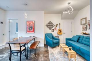 Stay Portland - The Division Street Funk Flat - 94 WalkScore - 8