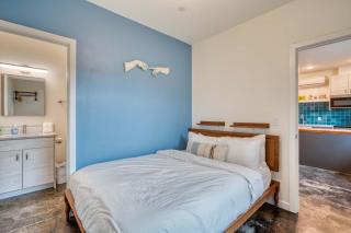 Stay Portland - The Division Street Funk Flat - 94 WalkScore - 8