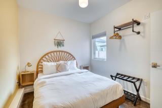 Stay Portland - The Division Street Funk Flat - 94 WalkScore - 7