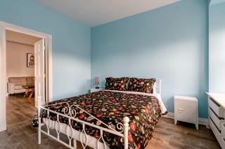 Remodeled 2BR - Walk to Coffee Bars & More - 2