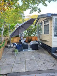 'By The Stream' 60 The Beeches - 4