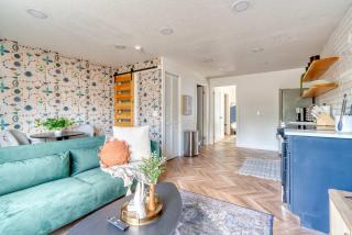 Stay Portland - The Woodstock Inn - Reed College & Vintage Shops - 7