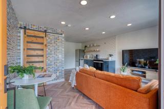 Stay Portland - The Perfect Retro Portland Retreat - Vintage Shops - 4