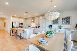 Elegant and Spacious Retreat with Yard in Woodland! - 5