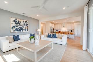 Elegant and Spacious Retreat with Yard in Woodland! - 1