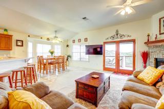 Canyon Lake Getaway with Fire Pit, Boat Ramp Nearby! - 9