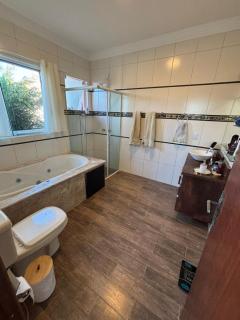 Aconchegante casa, proxima ao MAR - 2