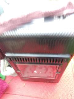 Rosie River Glamping Pod - 1