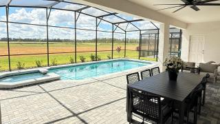 Luxury Oasis 8BR Villa - Windsor Cay Resort - 9