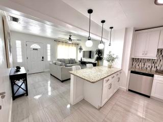 House Aurora next to Bush Gardens - 2