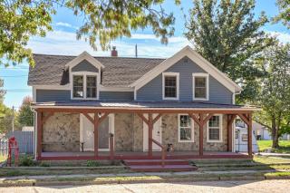 8 Mi to Lake Panorama Cozy Family Getaway - 9