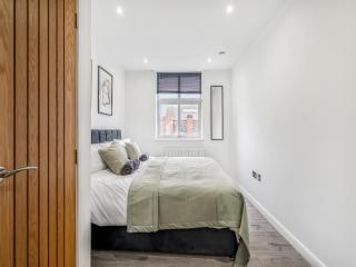 The Azure Hideaway 2BR 2BA City Centre - 3