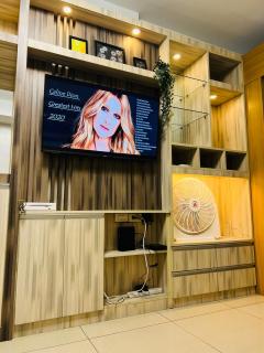 Shell Residences MOA Complex by Paul - 8