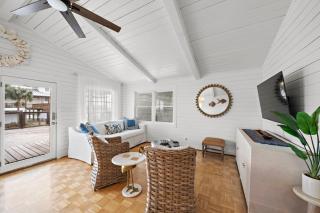 A Little Palapa Paradise - 5