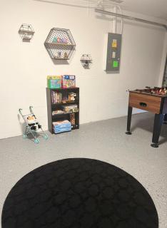 Soluna-Fully fenced home with private pool - 5