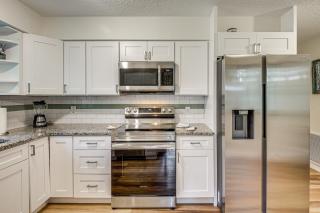 Game Room, Yard Home 3 Mi to Daytona Beach! - 2