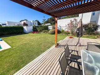 Hermosa casa con piscina - 6 personas Punta Puyai - 8