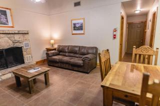 Frio Country #12 - 6