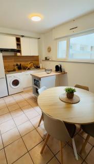 Appartement cosy proche métro Cusset - 3