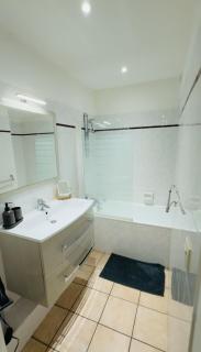 Appartement cosy proche métro Cusset - 1