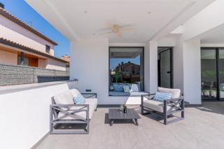 Costa Brava Suites "Villa Ocean" - 1