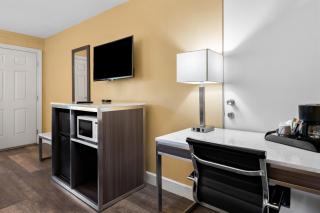 Americas Best Value Inn and Suites Flagstaff - 7