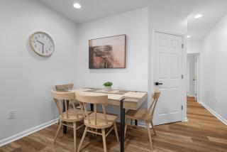 Central Lawrenceville 2 Spacious and Stylish Two Bedroom Apartment with Free Street Parking - 5