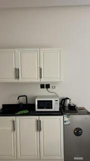 شقة بغرفة و صالة - 5