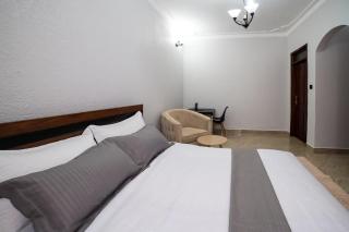 Cozy Cribs Naalya - 5