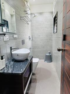 CLR Homestay & Villa - 5