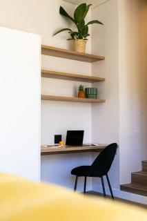 The Palm Flats Sunlit Serenity 300m from Sea - 1