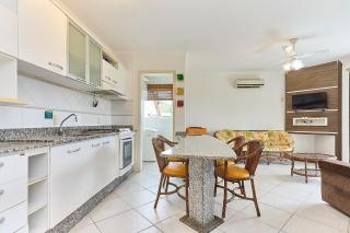 1139 Lindo e Confortável apartamento em Bombinhas Centro - 0