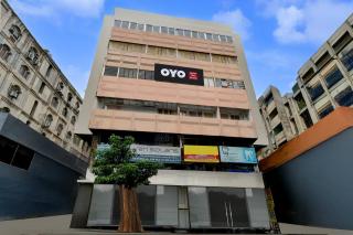 SPOT ON Hotel Tillu Grand - 4