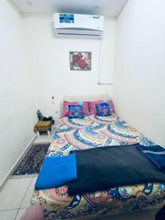 Budget Hostel Rooms - 9