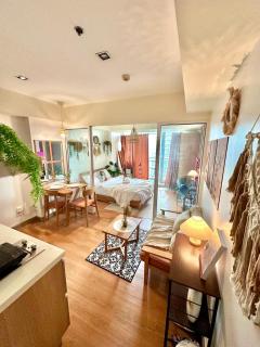 Cityscape Staycation by H&B - 3