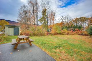 Comfortable Lincoln Home Walk to Main Street! - 8