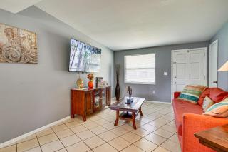 5 Mi to Circle B Bar Reserve Lakeland Getaway! - 1