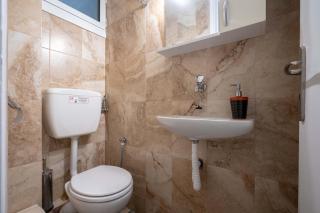 Attiki Haven - 4BR Stay - Steps from Metro by ΜΡS - 7