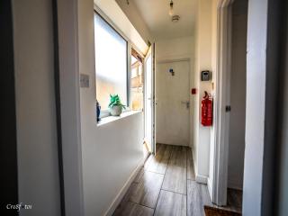 En-suite 3 Woodhouse, private bath, 2 kitchen - 7