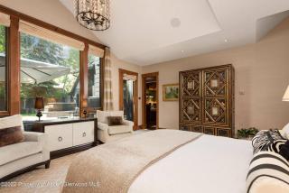 Third Timber - Spacious 6BR Home with Hot Tub & Grill - 2