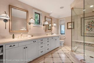 Third Timber - Spacious 6BR Home with Hot Tub & Grill - 1