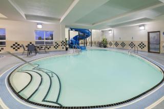 Best Western Premier Freeport Inn Calgary Airport - 7