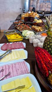 Setai Yacht com Café by Apartamentos Jampa - 3