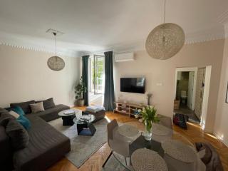 Central Harmony Apartments - 9