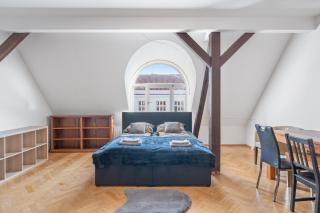 Royal Prague Gallery - 9