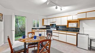 Incredible Water Views Deck Relaxing Retreat Greenbank Getaway by AvantStay - 2