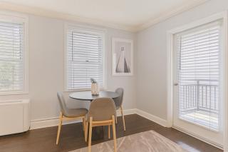 Cityside Stay At Hotel Row - 7