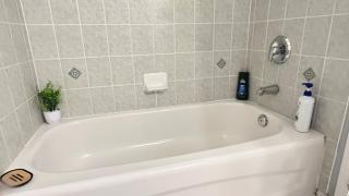 Cozy Mississauga Vacation Home - 3