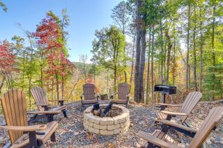 Cottage with Hot Tub 3 Mi to Downtown Blue Ridge! - 9