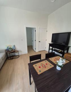 Sun & Skys' Suites - 1